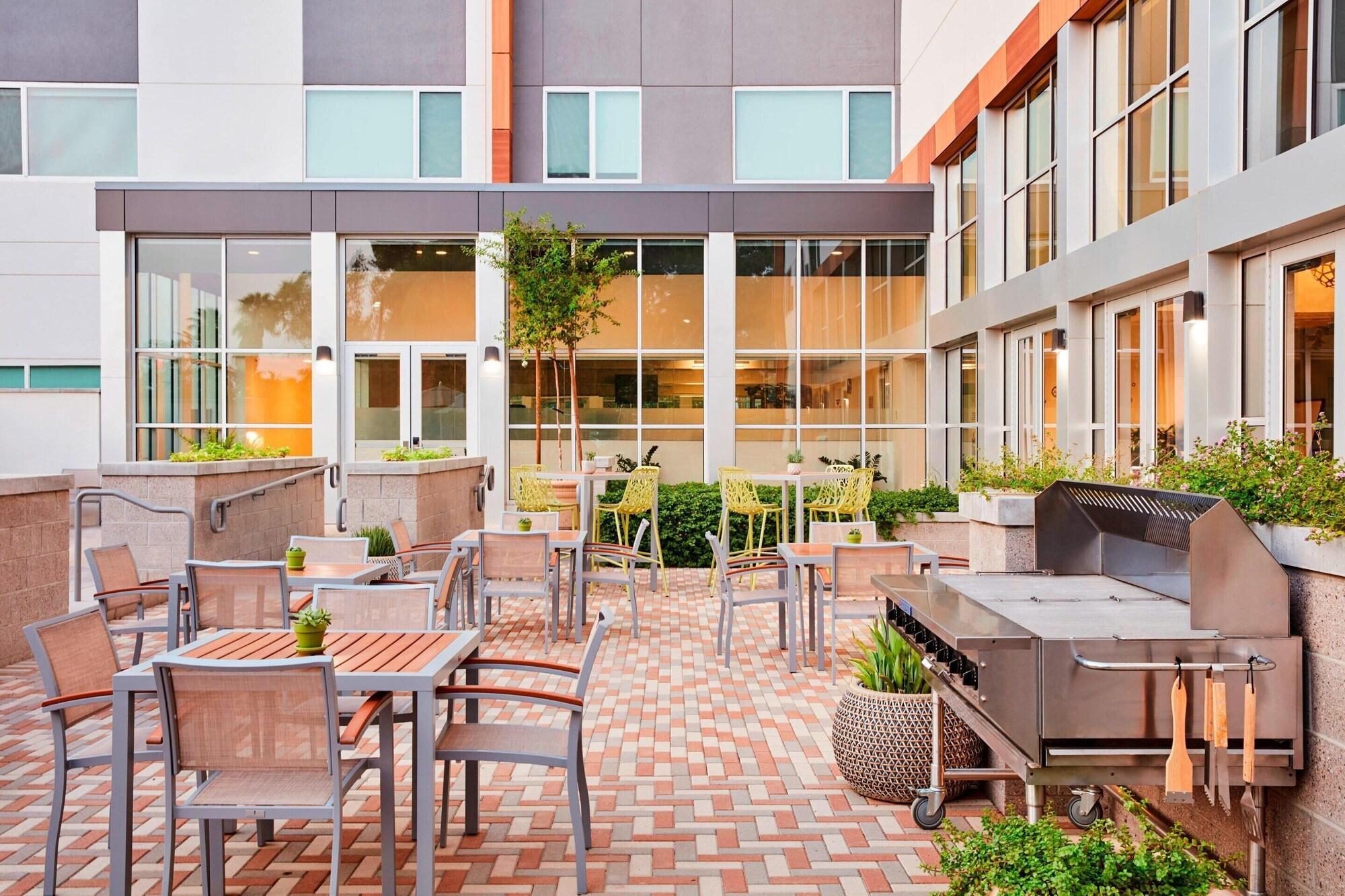 ホテル Element By Westin Orlando International Drive Williamsburg エクステリア 写真